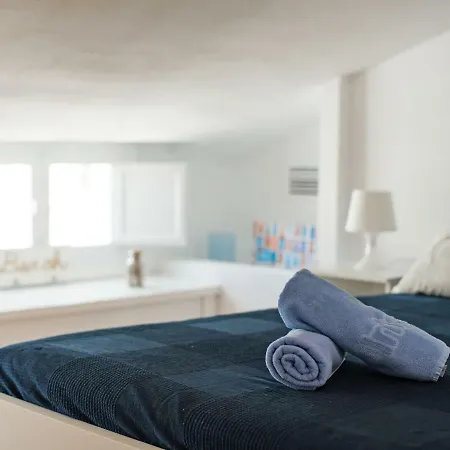 Complejo Residencial Pez Espada *