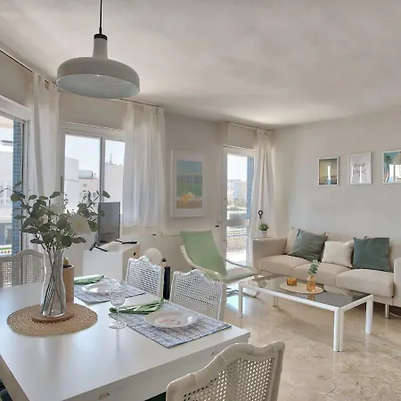 Complejo Residencial Pez Espada * 托雷莫利诺斯